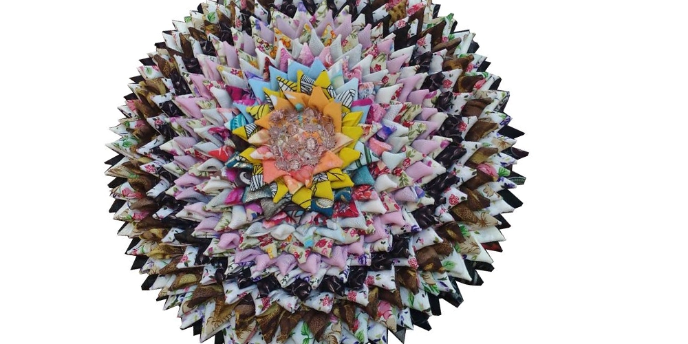 زیر قابلمه‌ای پارچه ای به عنوان انواع منسوجات آشپزخانه