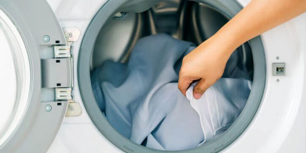 مراحل شستن روبالشتی با ماشین لباسشویی