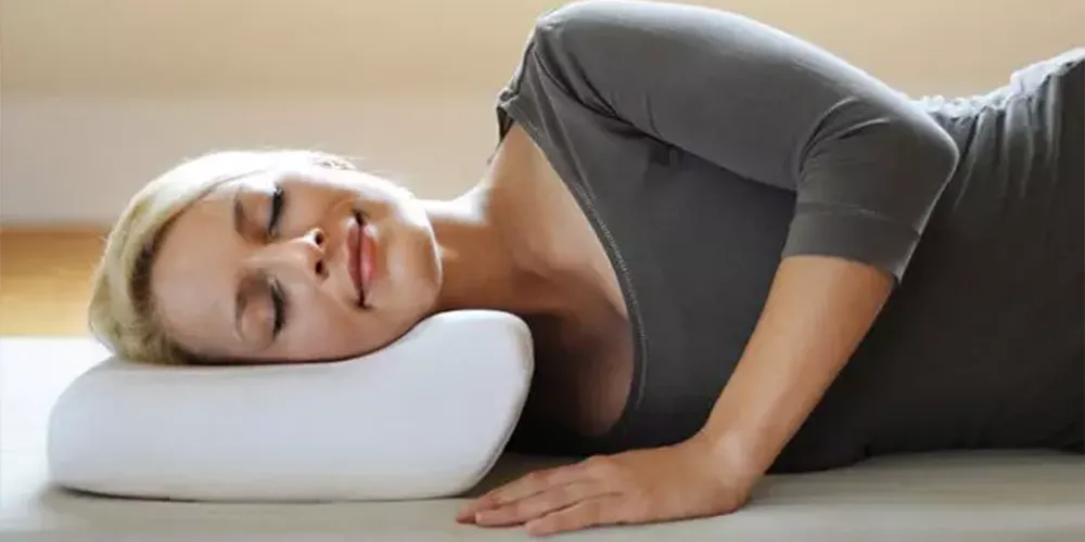 استفاده از بالش طبی از قسمت درست آن