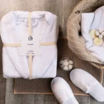 حوله پالتویی مخمل لواهوم مدل سفید - Image 2