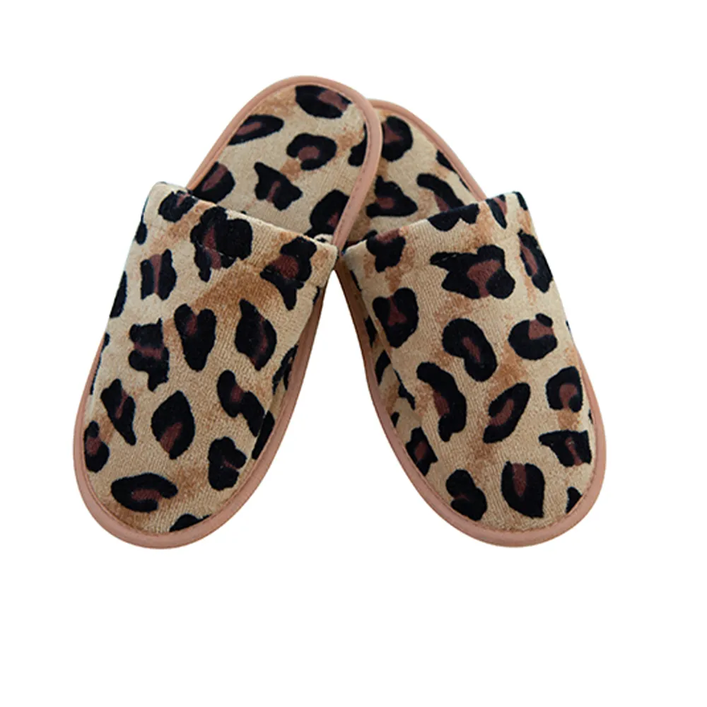 دمپایی حوله ای پودایران مدل پلنگی نسکافه ای