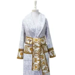 حوله پالتویی پودایران مدل ورساچه سفید